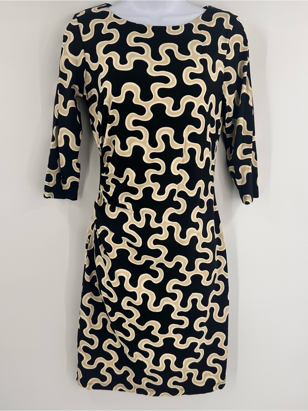 J. Mclaughlin 3/4 Sleeve Black Side Ruching Dress XS Catalina Cloth Classic EUC